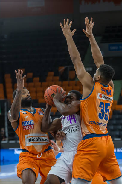 让这笔交易 让这笔交易