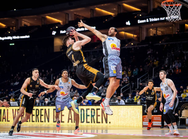 一步为你继 一步为你继